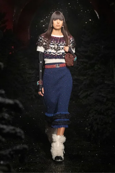 Look 23